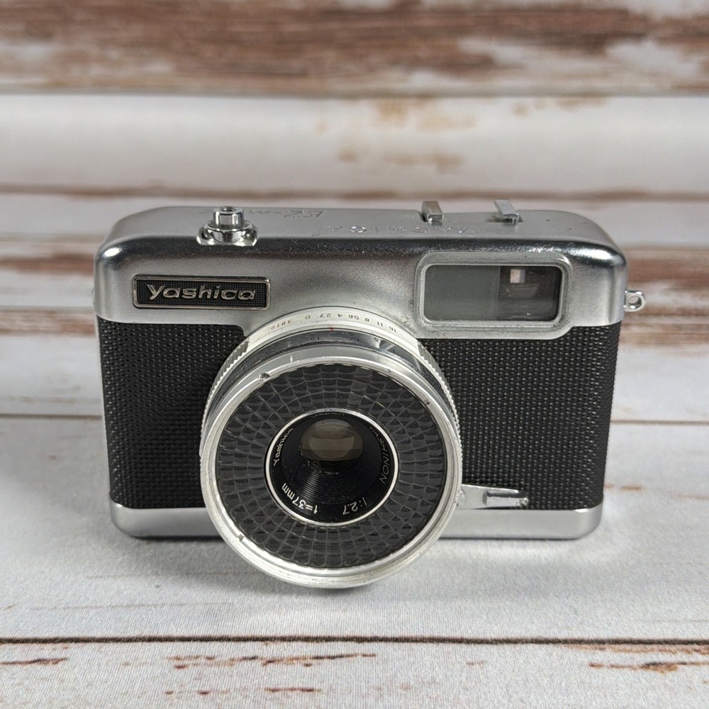 Yashica EZ-Matic 4 35mm Film Camera 37mm f/2.7 Lens Tested